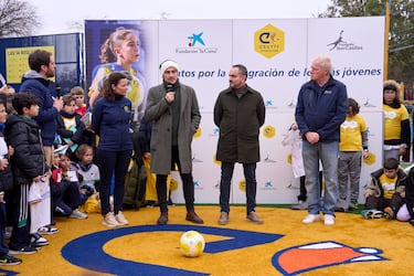 Iker Casillas habla durante la inauguración.