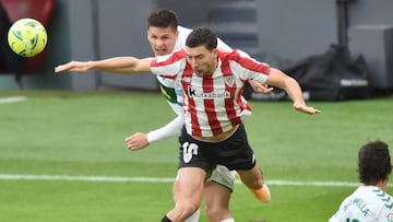 De Marcos ante el Elche.