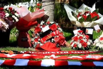 Homenajes al jugador del Liverpool Diogo Jota en Anfield el 3 de julio de 2025 en Liverpool, Inglaterra.