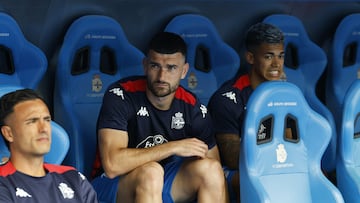 El Depor, pendiente de Pablo Vázquez y el flanco izquierdo de su defensa