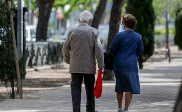 Malas noticias para miles de jubilados: estos son los pensionistas que quedan excluidos de la devolución del IRPF de Hacienda