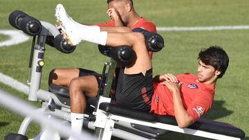 João Félix, a quien elogia Jorge Jesús, en una sesión del Atlético.