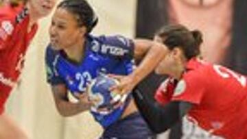 El Bera Bera se juega su futuro en la EHF ante el Nykobing