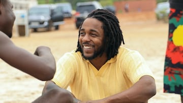 Video de Kendrick Lamar jugando FIFA con niños en Ghana se hace viral