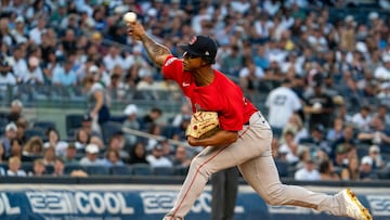 NEW YORK, NEW YORK - AUGUST 22: Brayan Bello #66 of the Boston Red Sox pitches to the New York Yankees in the first inning at Yankee Stadium on August 22, 2025 in New York City. Benjamin B. Braun/Getty Images/AFP (Photo by Benjamin B. Braun / GETTY IMAGES NORTH AMERICA / Getty Images via AFP)