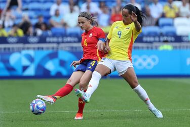 Colombia se queda a 12 pasos de la semi, tras perder con España