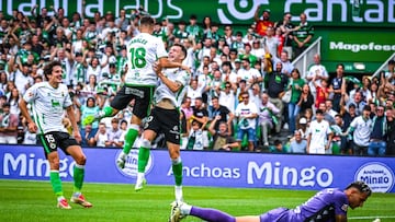 Otra conexión Lezama en el 2-0, robo de Peio Canales y gol de Iñigo Vicente.