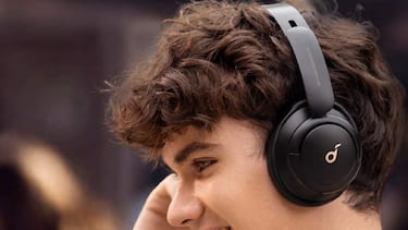 Estos auriculares antirruido reducen los sonidos del avión