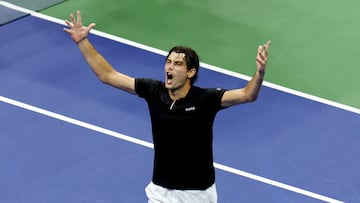 Tennis - U.S. Open - Flushing Meadows, New York, United States - September 6, 2024 Taylor Fritz of the U.S. celebrates after winning his semi final match against Frances Tiafoe of the U.S. REUTERS/Mike Segar TPX IMAGES OF THE DAY