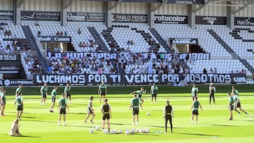 Entrenamiento del Burgos C.F. con la participación de aficionados en el estadio ‘El Plantio’
30-09-2023