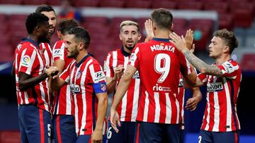 Los jugadores del Atlético celebran el gol de Koke.