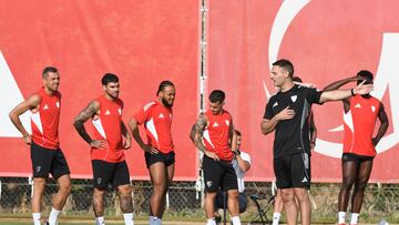 PRIMER ENTRENAMIENTO SEVILLA
ALMEYDA.