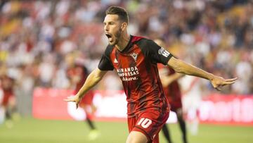 Álvaro Rey y el Deportivo ultiman los detalles de su fichaje.