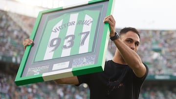 Víctor Ruiz.