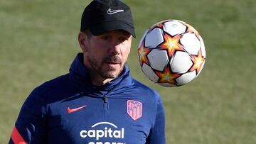 Simeone, en el entrenamiento del Atlético en Madrid.