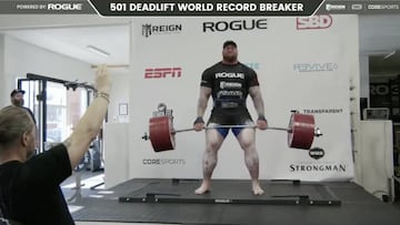 Eddie Hall acepta boxear contra 'La Montaña' tras batir este su récord de peso muerto (501 kg)