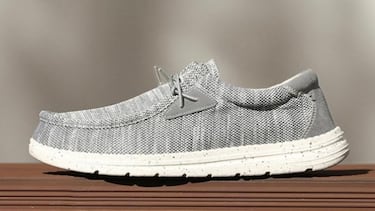 Ni cordones ni calcetines: estos mocasines para hombre son tan frescos que no notarás que los llevas