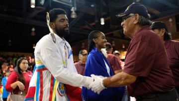 Kyrie Irving, en la ceremonia Lakota.