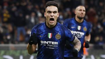 Lautaro Martínez celebra su segundo gol al Spezia el pasado 1 de diciembre.