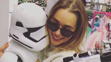 Emilia Clarke celebró su fichaje por Star Wars en Instagram.