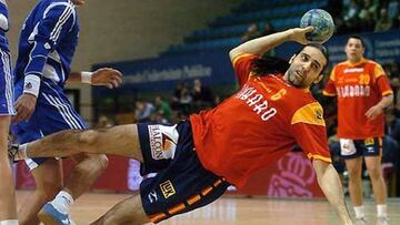 ¿Qué fue de Garabaya? El pivote de oro que quiere juntar la infórmatica y el balonmano