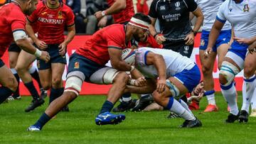 El jugador español de rugby Kawa Leauma, durante un partido con el XV del León.