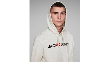 Abrigada y suave: descubre la sudadera Jack & Jones que arrasa en Amazon con 19.000 valoraciones
