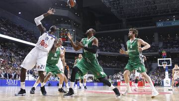 Slaughter conoce a Llull: "Hay que poner muchos cuerpos..."