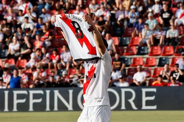 Armenteros con una camiseta de Óscar Trejo.