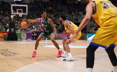 El Unicaja gana sin sobresaltos al Peristeri del mito Spanoulis