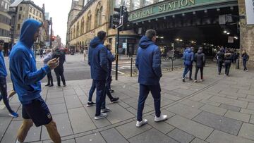 Los jugadores, en el paseo.