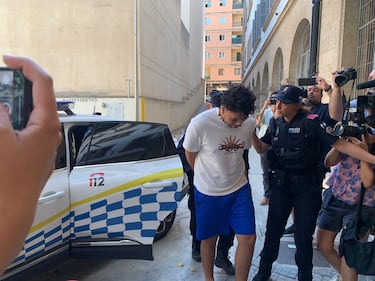 Actualización del estado de salud del cantante Jaime Anglada: evoluciona “de manera satisfactoria”, pero sigue en la UCI