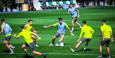 Santi Franco, de un recién ascendido de Regional Preferente al fútbol profesional