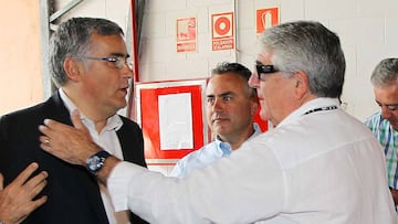 30/06/13 RCD ESPANYOL ACTO COMIDA MONGETADA PERICA
JOAN COLLET PRESIDENTE CON DANI SANCHEZ LLIBRE