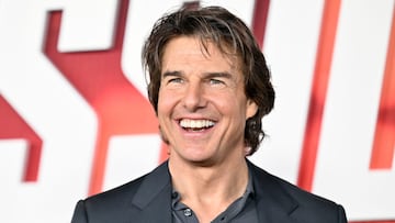 Tom Cruise sonriendo