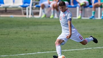 Ivan Morante of Spain does passed during the international friendly match between U19 Spain and U19 Japan at Pinatar Arena on September 5, 2019 in San Pedro del Pinatar, Spain. (Photo by Jose Breton/Pics Action/NurPhoto via Getty Images)