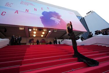 Stella Maxwell posa para los fotógrafos a su llegada al estreno de la película "The Phoenician Scheme" en el 78º Festival Internacional de Cine de Cannes.

Associated Press / LaPresse
Only italy and spain