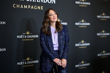 Tamara Falcó posa en el photocall de la fiesta navideña de Moët & Chandon.