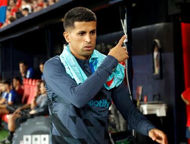 João Cancelo, suplente en el partido contra el Osasuna.