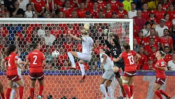 Hegerberg marca el 1-2 que da la victoria a Noruega ante Suiza, en la Eurocopa femenina.