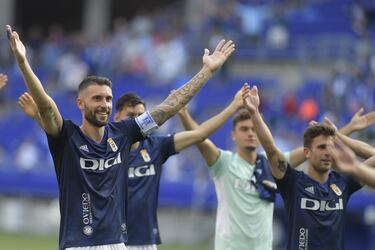 Íñigo lidera al Racing para lograr ante el Oviedo sus primeros puntos