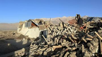 Damaged houses are pictured after an earthquake at a village in Shigatse, Tibet Autonomous Region, China January 7, 2025. Xinhua via REUTERS ATTENTION EDITORS - THIS IMAGE WAS PROVIDED BY A THIRD PARTY. CHINA OUT. NO RESALES. NO ARCHIVES.