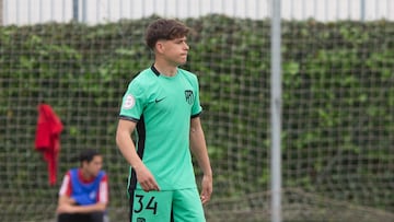 Jano Monserrate debuta con el Atleti B.