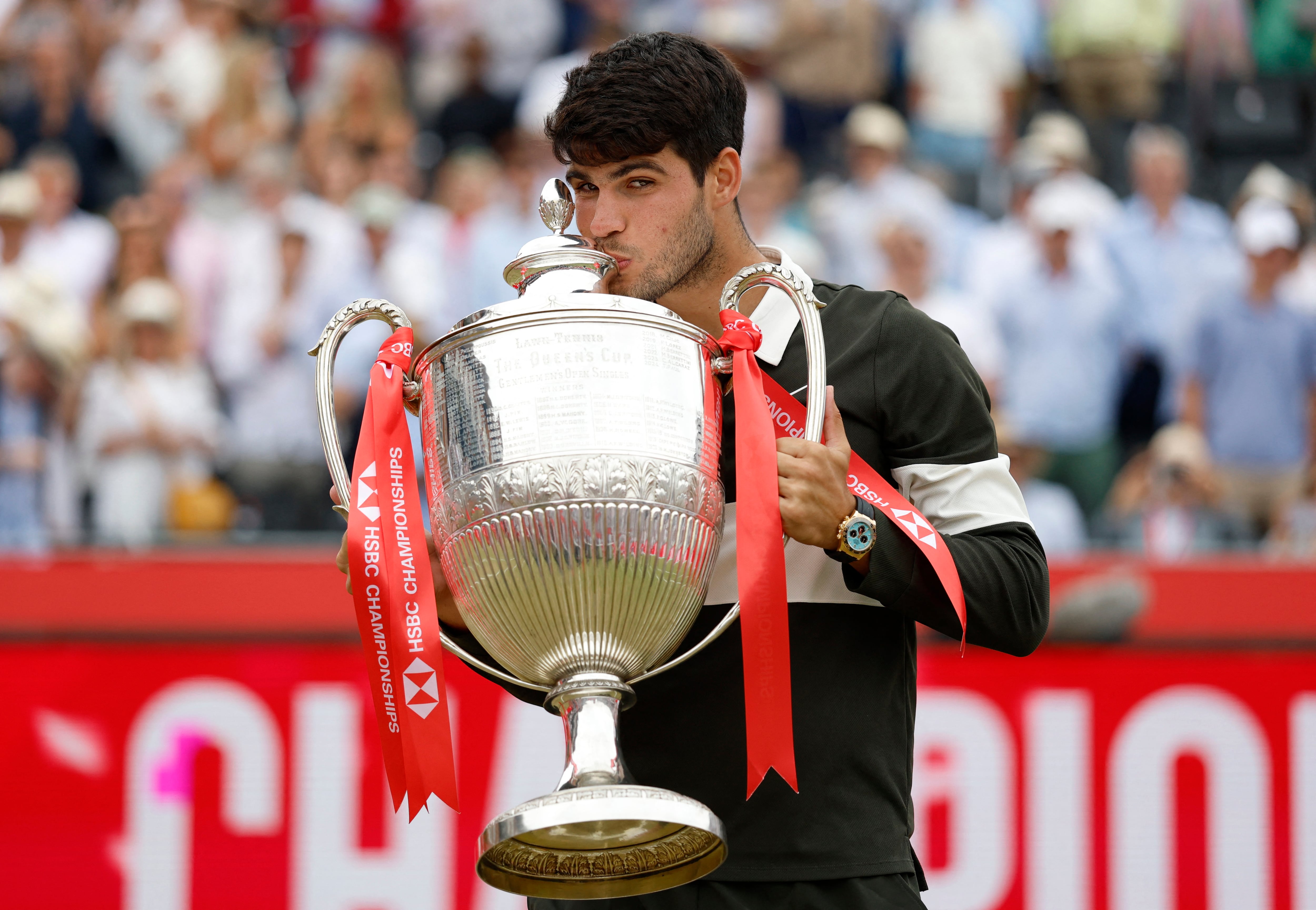 Alcaraz vuelve a reinar en Queen’s y llega lanzado a Wimbledon