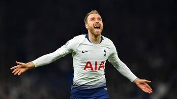 Eriksen celebra el gol que marcó al Brighton a falta de un par de minutos para el final del encuentro.