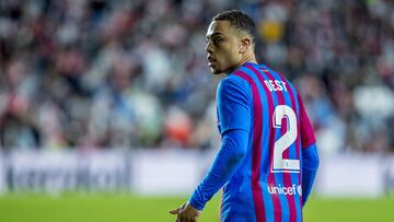 Sergiño Dest, jugador del FC Barcelona, durante un partido.