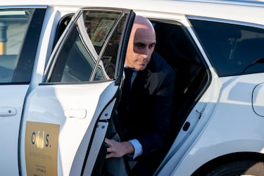 El expresidente de la Real Federación Española de Fútbol (RFEF) Luis Rubiales a su llegada a la Audiencia Nacional.