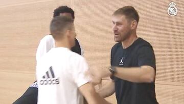 Nocioni ve a Carroll y le sale del alma llamarlo lo que es