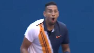 Puntazo de época de Federer: Kyrgios se quedó sin palabras