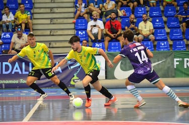 Espíndola decide la cuarta Copa Andalucía para el Jaén Paraíso Interior